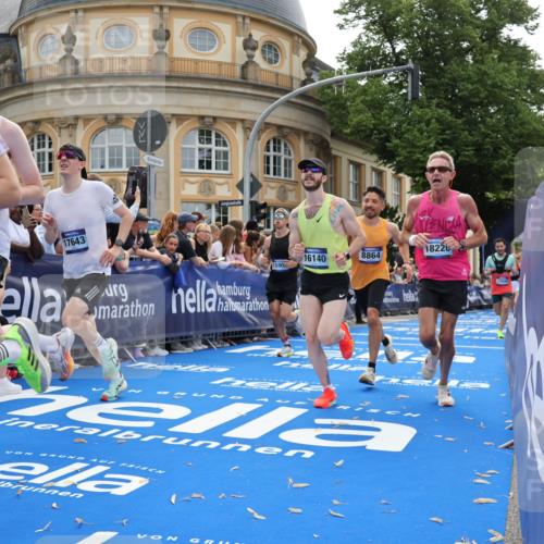 29.06.2025 - hella hamburg halbmarathon Strokosch-Dieckow http://msf.ph/oto/8235575 29.06.2025 10:34:58 Ziel 4477, 6704, 7972, 8864, 8901, 12044, 12751, 14069, 15391, 15902, 16140, 16177, 16712, 16963, 16964, 17643, 18183, 18220, 18837 meine-sportfotos.de