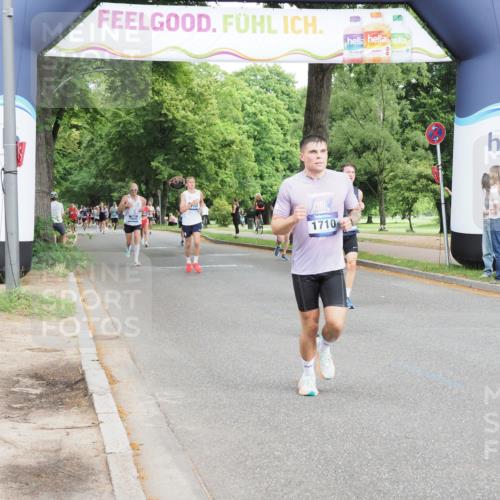 29.06.2025 - hella hamburg halbmarathon MichiJ http://msf.ph/oto/8235591 29.06.2025 10:27:02 Zwischen KM18-KM19 1710, 6684, 7229, 11952, 12137, 14688, 14992, 15888, 17726, 18276, 18529 meine-sportfotos.de