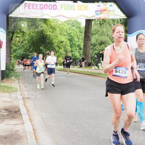 29.06.2025 - hella hamburg halbmarathon MichiJ http://msf.ph/oto/8235641 29.06.2025 10:49:59 Zwischen KM18-KM19 1254, 1464, 2683, 3921, 4538, 5384, 9439, 9554, 9718, 10705, 12004, 13503, 14135, 15252, 16808, 17757, 18999 meine-sportfotos.de