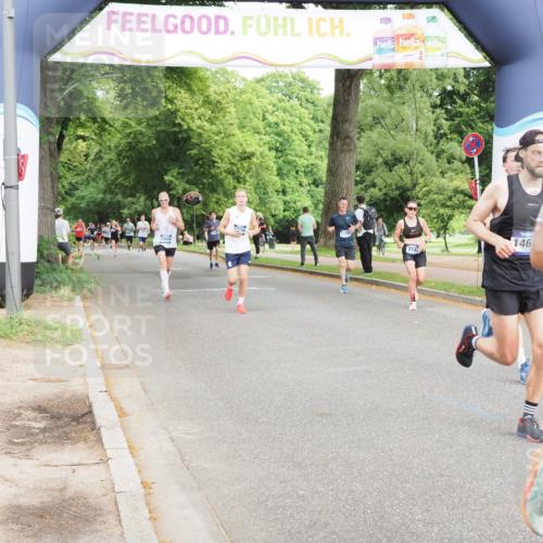 29.06.2025 - hella hamburg halbmarathon MichiJ http://msf.ph/oto/8235767 29.06.2025 10:27:03 Zwischen KM18-KM19 1710, 6684, 12137, 14688, 14992, 17726, 18276, 18529 meine-sportfotos.de