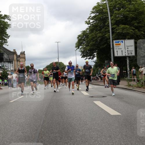 29.06.2025 - hella hamburg halbmarathon Yannick Fuchs http://msf.ph/oto/8235824 29.06.2025 10:47:07 20KM 1061, 1258, 1482, 1499, 1683, 1783, 2074, 2099, 2208, 2346, 2910, 3059, 3334, 3399, 3999, 4065, 4419, 4587, 4635, 4726, 5077, 5607, 5907, 6198, 6628, 6897, 7232, 7383, 7509, 8273, 8361, 8587, 8651, 9065, 9163, 9537, 10724, 11217, 11588, 11589, 11604, 11689, 11992, 12155, 12413, 12482, 12490, 12875, 12910, 14323, 14805, 15179, 15430, 15681, 15980, 16467, 16986, 18249, 18720, 18901, 19208, 19244 meine-sportfotos.de