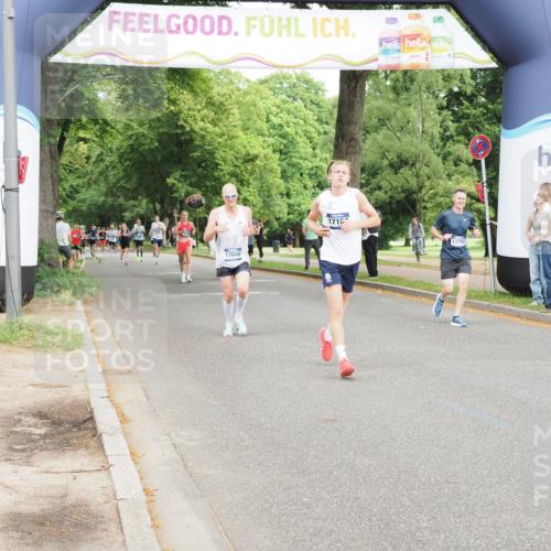 29.06.2025 - hella hamburg halbmarathon MichiJ http://msf.ph/oto/8235846 29.06.2025 10:27:05 Zwischen KM18-KM19 1710, 2745, 12137, 13755, 14688, 17154, 17646, 17726, 18276 meine-sportfotos.de