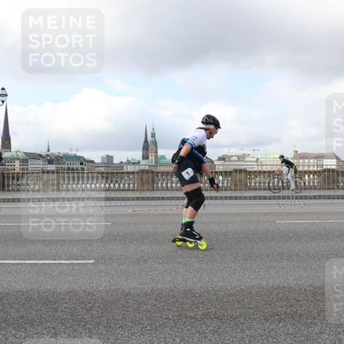 29.06.2025 - hella hamburg halbmarathon Lena Gebhardt http://msf.ph/oto/8235879 29.06.2025 09:01:58 Lombardsbrücke  meine-sportfotos.de