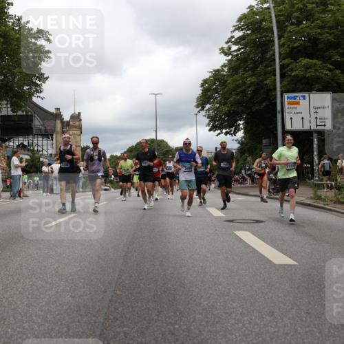 29.06.2025 - hella hamburg halbmarathon Yannick Fuchs http://msf.ph/oto/8235910 29.06.2025 10:47:07 20KM 1061, 1258, 1482, 1499, 1683, 1783, 2074, 2099, 2208, 2346, 2910, 3059, 3334, 3399, 3999, 4065, 4419, 4587, 4635, 4726, 5077, 5607, 5907, 6198, 6628, 6897, 7232, 7383, 7509, 8273, 8361, 8587, 8651, 9065, 9163, 9537, 10724, 11217, 11588, 11589, 11604, 11689, 11992, 12155, 12413, 12482, 12490, 12875, 12910, 14323, 14805, 15179, 15430, 15681, 15980, 16467, 16986, 18249, 18720, 18901, 19208, 19244 meine-sportfotos.de