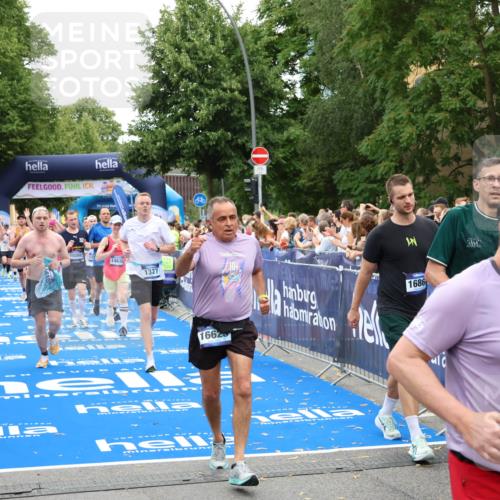 29.06.2025 - hella hamburg halbmarathon Zöllner http://msf.ph/oto/8235931 29.06.2025 10:55:01 Ziel 1327, 3652, 4249, 4616, 4938, 5020, 6433, 6994, 8514, 8698, 10266, 13988, 14638, 14845, 15126, 15156, 15879, 16047, 16623, 16868, 18181, 18325 meine-sportfotos.de