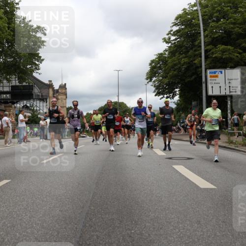 29.06.2025 - hella hamburg halbmarathon Yannick Fuchs http://msf.ph/oto/8235945 29.06.2025 10:47:07 20KM 1061, 1258, 1482, 1499, 1683, 1783, 2074, 2099, 2208, 2346, 2910, 3059, 3334, 3399, 3999, 4065, 4419, 4587, 4635, 4726, 5077, 5607, 5907, 6198, 6628, 6897, 7232, 7383, 7509, 8273, 8361, 8587, 8651, 9065, 9163, 9537, 10724, 11217, 11588, 11589, 11604, 11689, 11992, 12155, 12413, 12482, 12490, 12875, 12910, 14323, 14805, 15179, 15430, 15681, 15980, 16467, 16986, 18249, 18720, 18901, 19208, 19244 meine-sportfotos.de
