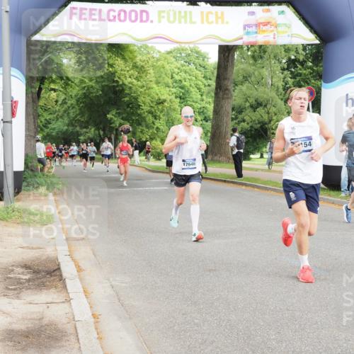 29.06.2025 - hella hamburg halbmarathon MichiJ http://msf.ph/oto/8235970 29.06.2025 10:27:06 Zwischen KM18-KM19 1710, 2745, 12137, 13755, 14688, 17154, 17646, 17726 meine-sportfotos.de