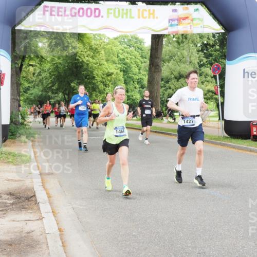 29.06.2025 - hella hamburg halbmarathon MichiJ http://msf.ph/oto/8236019 29.06.2025 10:50:01 Zwischen KM18-KM19 1427, 1464, 2683, 3921, 4538, 5384, 9439, 9554, 10705, 12004, 12479, 13503, 14135, 16808, 18999, 19023 meine-sportfotos.de