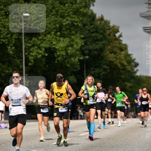 29.06.2025 - hella hamburg halbmarathon Dr. Thomas Lammeyer http://msf.ph/oto/8236091 29.06.2025 10:13:43 Kennedybrücke 1838, 3921, 5511, 7187, 7333, 7636, 8219, 9366, 9434, 9674, 9781, 10036, 10819, 10943, 11067 meine-sportfotos.de