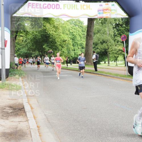 29.06.2025 - hella hamburg halbmarathon MichiJ http://msf.ph/oto/8236177 29.06.2025 10:27:07 Zwischen KM18-KM19 1710, 2745, 13755, 14688, 17154, 17646, 17726 meine-sportfotos.de