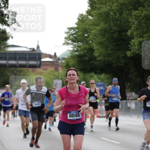 29.06.2025 - hella hamburg halbmarathon Jannik Wohlers http://msf.ph/oto/8236232 29.06.2025 10:28:49 Lombardsbrücke 1230, 2688, 3179, 4373, 4982, 6345, 7169, 7449, 8048, 8812, 10198, 10641, 10808, 11792, 11803, 11989, 12099, 12404, 12958, 13090, 15952, 15955, 16673, 16676, 18414 meine-sportfotos.de