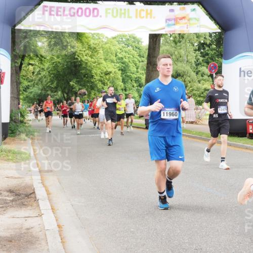 29.06.2025 - hella hamburg halbmarathon MichiJ http://msf.ph/oto/8236514 29.06.2025 10:50:03 Zwischen KM18-KM19 1427, 1464, 2683, 4538, 7243, 9439, 9554, 11960, 12479, 13503, 18999, 19023 meine-sportfotos.de