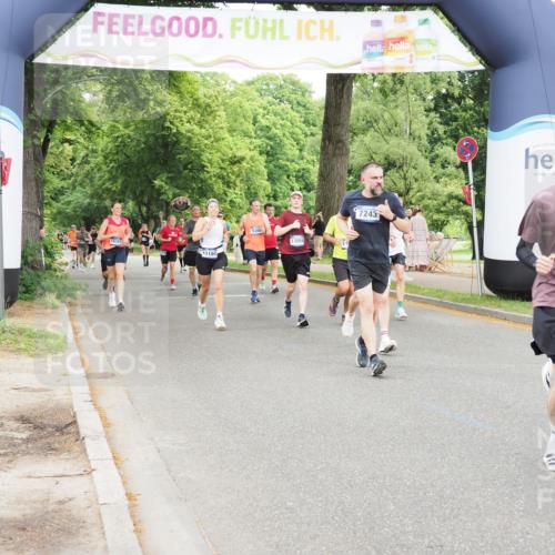 29.06.2025 - hella hamburg halbmarathon MichiJ http://msf.ph/oto/8236842 29.06.2025 10:50:06 Zwischen KM18-KM19 1427, 7243, 11527, 11960, 12479, 14917, 15908, 17532, 19023 meine-sportfotos.de