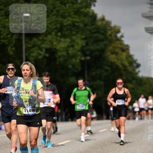 29.06.2025 - hella hamburg halbmarathon Dr. Thomas Lammeyer http://msf.ph/oto/8236855 29.06.2025 10:13:47 Kennedybrücke 1573, 1838, 3921, 5511, 7042, 7187, 7333, 7636, 8219, 9366, 9434, 9674, 9781, 10036, 10943, 11027 meine-sportfotos.de