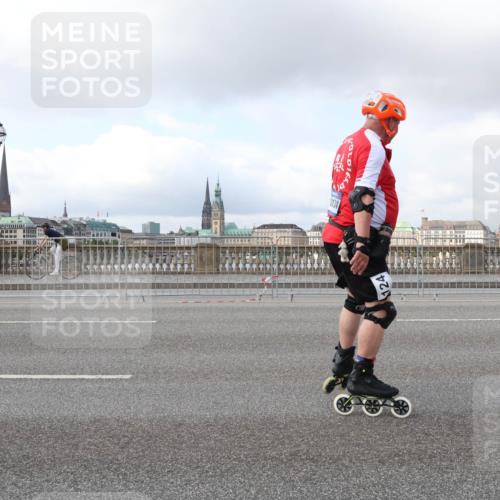 29.06.2025 - hella hamburg halbmarathon Lena Gebhardt http://msf.ph/oto/8236975 29.06.2025 09:02:01 Lombardsbrücke  meine-sportfotos.de