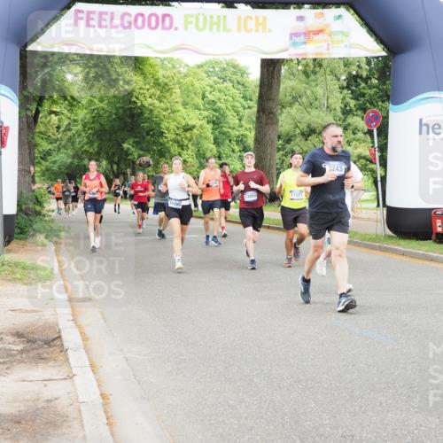 29.06.2025 - hella hamburg halbmarathon MichiJ http://msf.ph/oto/8236983 29.06.2025 10:50:06 Zwischen KM18-KM19 1427, 7243, 11527, 11960, 12479, 14917, 15908, 17532, 19023 meine-sportfotos.de