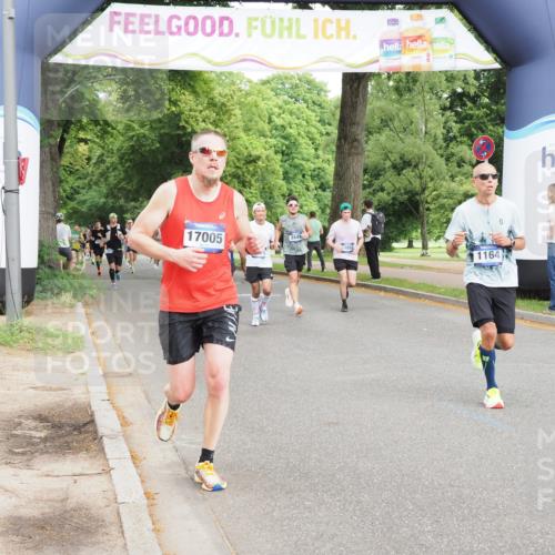 29.06.2025 - hella hamburg halbmarathon MichiJ http://msf.ph/oto/8236985 29.06.2025 10:27:17 Zwischen KM18-KM19 1164, 1615, 2525, 3014, 3530, 13729, 17005 meine-sportfotos.de
