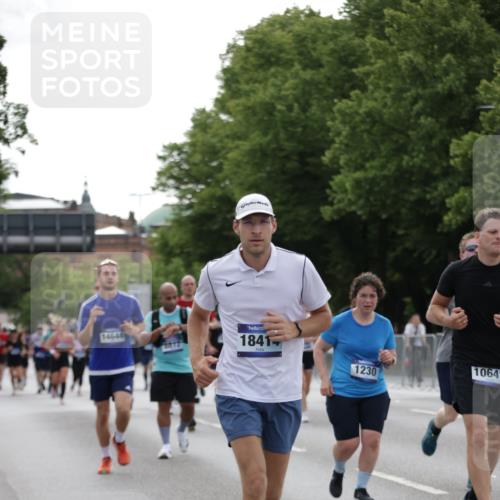 29.06.2025 - hella hamburg halbmarathon Jannik Wohlers http://msf.ph/oto/8236996 29.06.2025 10:28:56 Lombardsbrücke 1230, 2688, 3179, 3311, 4349, 4373, 6285, 6345, 6725, 7449, 8048, 8812, 9714, 10198, 10641, 10808, 11792, 11803, 11989, 12404, 12958, 13090, 14644, 15952, 15955, 16659, 16673, 16676, 17496, 18298, 18299, 18414 meine-sportfotos.de