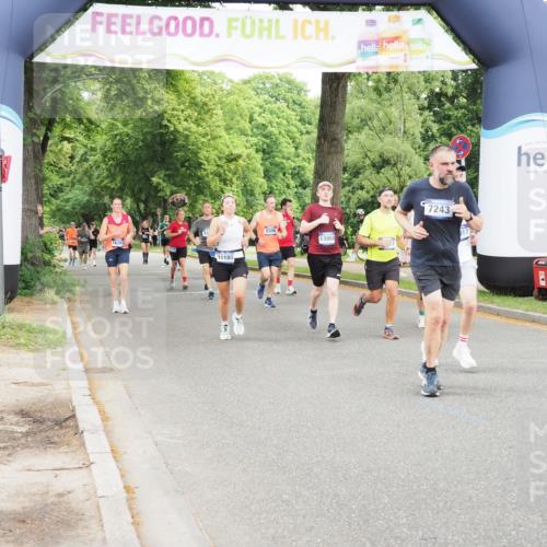 29.06.2025 - hella hamburg halbmarathon MichiJ http://msf.ph/oto/8237083 29.06.2025 10:50:06 Zwischen KM18-KM19 1427, 7243, 11527, 11960, 12479, 14917, 15908, 17532, 19023 meine-sportfotos.de