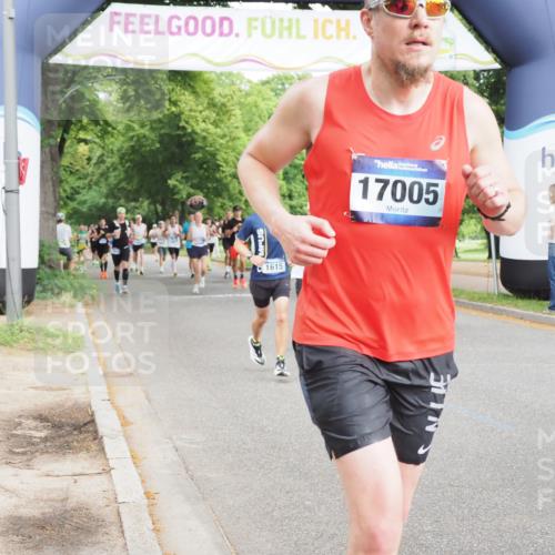 29.06.2025 - hella hamburg halbmarathon MichiJ http://msf.ph/oto/8237119 29.06.2025 10:27:18 Zwischen KM18-KM19 1164, 1615, 2525, 2849, 3014, 3530, 11055, 17005 meine-sportfotos.de