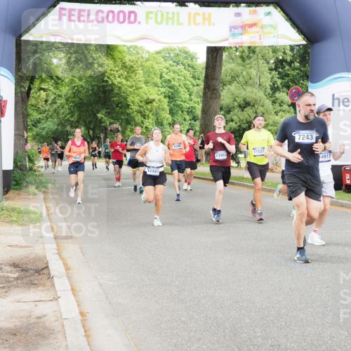 29.06.2025 - hella hamburg halbmarathon MichiJ http://msf.ph/oto/8237168 29.06.2025 10:50:07 Zwischen KM18-KM19 1427, 7243, 9306, 11180, 11527, 11960, 12479, 13958, 14917, 15908, 17532, 19023 meine-sportfotos.de