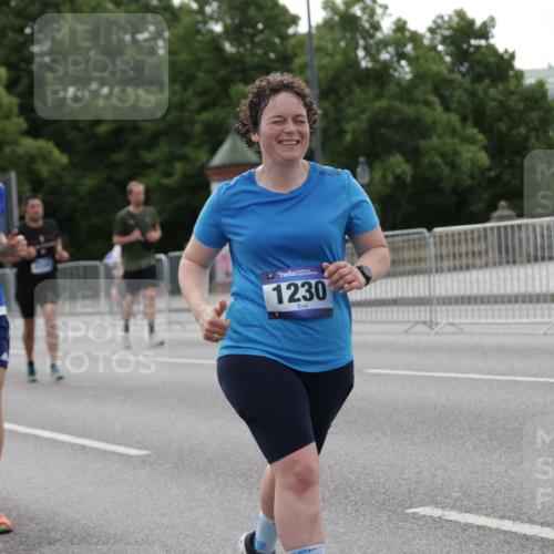 29.06.2025 - hella hamburg halbmarathon Jannik Wohlers http://msf.ph/oto/8237169 29.06.2025 10:29:00 Lombardsbrücke 1230, 1661, 3179, 3311, 4349, 4373, 6285, 6725, 7449, 8812, 9714, 10198, 10322, 10641, 10808, 11249, 11792, 11803, 11989, 12086, 12958, 13090, 13382, 14644, 16659, 16662, 16673, 16676, 17496, 18298, 18299, 18414 meine-sportfotos.de