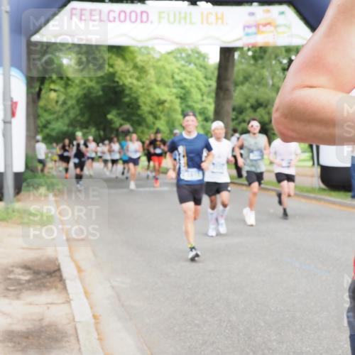 29.06.2025 - hella hamburg halbmarathon MichiJ http://msf.ph/oto/8237193 29.06.2025 10:27:18 Zwischen KM18-KM19 1164, 1615, 2525, 2849, 3014, 3530, 11055, 17005 meine-sportfotos.de