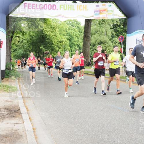29.06.2025 - hella hamburg halbmarathon MichiJ http://msf.ph/oto/8237301 29.06.2025 10:50:07 Zwischen KM18-KM19 1427, 7243, 9306, 11180, 11527, 11960, 12479, 13958, 14917, 15908, 17532, 19023 meine-sportfotos.de