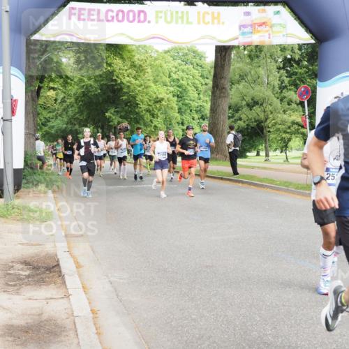 29.06.2025 - hella hamburg halbmarathon MichiJ http://msf.ph/oto/8237462 29.06.2025 10:27:19 Zwischen KM18-KM19 1164, 1615, 2525, 2849, 3014, 3530, 11055, 11379, 17005 meine-sportfotos.de