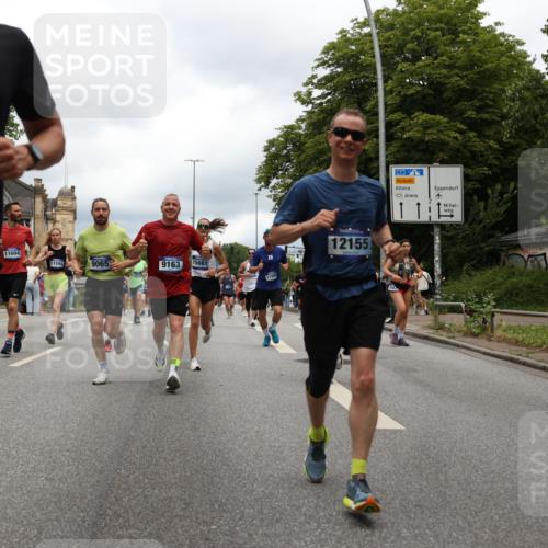 29.06.2025 - hella hamburg halbmarathon Yannick Fuchs http://msf.ph/oto/8237498 29.06.2025 10:47:10 20KM 1061, 1258, 1499, 1683, 1706, 1783, 2074, 2099, 2208, 2346, 2910, 3059, 3334, 3399, 3999, 4065, 4419, 4587, 4635, 5077, 5607, 5907, 6198, 6628, 6897, 7177, 7509, 7864, 8273, 8361, 8390, 8651, 9065, 9163, 9537, 10724, 10895, 11217, 11588, 11589, 11604, 11689, 11992, 12155, 12413, 12482, 12490, 12875, 12910, 14323, 15126, 15179, 15430, 15681, 15980, 16467, 16538, 16986, 18249, 18590, 18720, 18901, 19208, 19244 meine-sportfotos.de