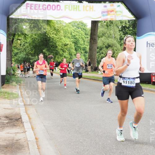 29.06.2025 - hella hamburg halbmarathon MichiJ http://msf.ph/oto/8237528 29.06.2025 10:50:08 Zwischen KM18-KM19 1427, 7243, 9306, 11180, 11527, 11960, 12316, 12479, 13958, 14917, 15908, 17532, 19023 meine-sportfotos.de