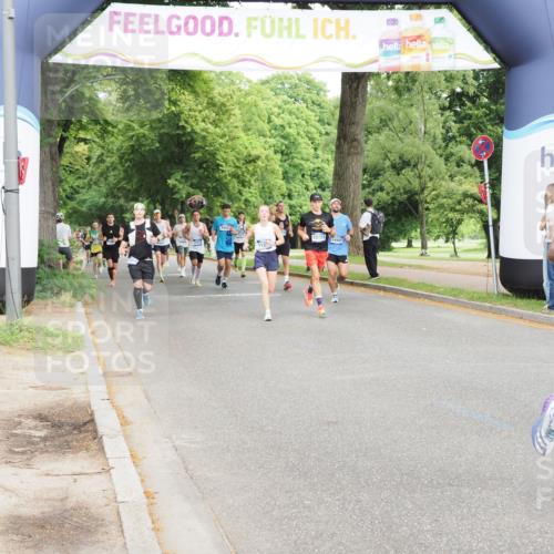 29.06.2025 - hella hamburg halbmarathon MichiJ http://msf.ph/oto/8237531 29.06.2025 10:27:20 Zwischen KM18-KM19 1164, 1615, 2525, 2849, 3014, 3530, 11055, 11379, 17005 meine-sportfotos.de