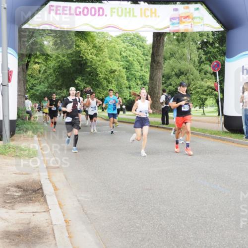 29.06.2025 - hella hamburg halbmarathon MichiJ http://msf.ph/oto/8237563 29.06.2025 10:27:21 Zwischen KM18-KM19 1164, 1615, 2525, 2849, 3014, 3530, 11055, 11379, 14905, 17005, 18723 meine-sportfotos.de