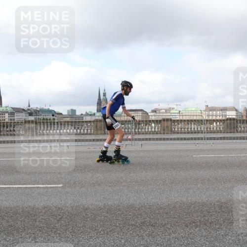 29.06.2025 - hella hamburg halbmarathon Lena Gebhardt http://msf.ph/oto/8237618 29.06.2025 09:02:02 Lombardsbrücke  meine-sportfotos.de