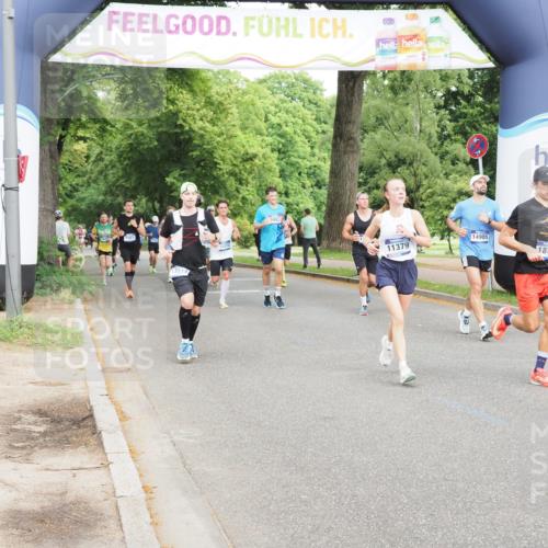 29.06.2025 - hella hamburg halbmarathon MichiJ http://msf.ph/oto/8237627 29.06.2025 10:27:21 Zwischen KM18-KM19 1164, 1615, 2525, 2849, 3014, 3530, 11055, 11379, 14905, 17005, 18723 meine-sportfotos.de