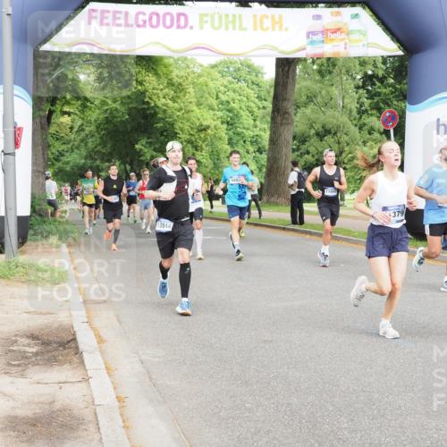 29.06.2025 - hella hamburg halbmarathon MichiJ http://msf.ph/oto/8237729 29.06.2025 10:27:22 Zwischen KM18-KM19 1164, 1615, 2525, 2849, 11049, 11055, 11379, 13514, 14905, 15372, 17005, 18723 meine-sportfotos.de