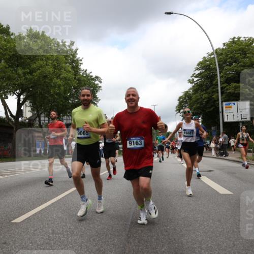 29.06.2025 - hella hamburg halbmarathon Yannick Fuchs http://msf.ph/oto/8238023 29.06.2025 10:47:12 20KM 1061, 1258, 1499, 1683, 1706, 1783, 2074, 2082, 2099, 2208, 2346, 2910, 3059, 3334, 3999, 4065, 4419, 4587, 4635, 4770, 5077, 5607, 5907, 6198, 6628, 7177, 7509, 7864, 8273, 8361, 8390, 8651, 9065, 9163, 9537, 10724, 10895, 11217, 11588, 11589, 11604, 11689, 11992, 12155, 12413, 12490, 12875, 12910, 13289, 14323, 15126, 15179, 15430, 15681, 15980, 16467, 16538, 16986, 18249, 18590, 18720, 18901, 19208, 19244 meine-sportfotos.de