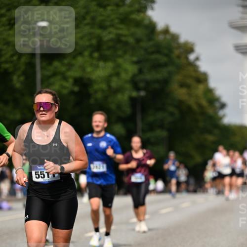 29.06.2025 - hella hamburg halbmarathon Dr. Thomas Lammeyer http://msf.ph/oto/8238116 29.06.2025 10:13:51 Kennedybrücke 1573, 1838, 3921, 5511, 7042, 7187, 7333, 7636, 8090, 8219, 8890, 9366, 9434, 9674, 9781, 10036, 10943, 11027, 11180 meine-sportfotos.de