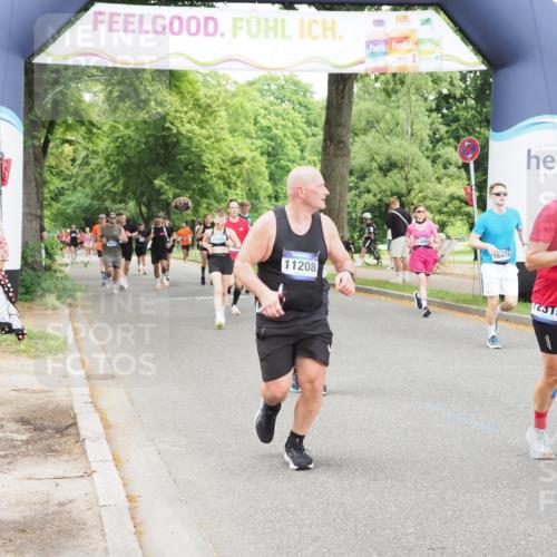 29.06.2025 - hella hamburg halbmarathon MichiJ http://msf.ph/oto/8238120 29.06.2025 10:50:12 Zwischen KM18-KM19 2685, 4328, 9306, 11180, 11208, 11527, 12315, 12316, 13958, 14917, 15908, 16367, 16478, 17071, 17532 meine-sportfotos.de