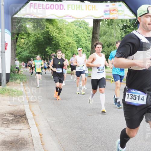 29.06.2025 - hella hamburg halbmarathon MichiJ http://msf.ph/oto/8238227 29.06.2025 10:27:24 Zwischen KM18-KM19 1615, 2525, 2849, 3431, 7981, 9403, 11049, 11055, 11281, 11379, 13514, 14905, 15372, 17005, 18723 meine-sportfotos.de