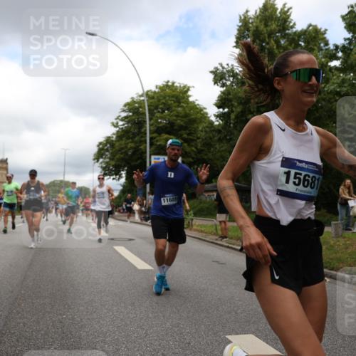 29.06.2025 - hella hamburg halbmarathon Yannick Fuchs http://msf.ph/oto/8238388 29.06.2025 10:47:13 20KM 1061, 1258, 1499, 1683, 1706, 1783, 2074, 2082, 2099, 2208, 2346, 2910, 3059, 3208, 3209, 3334, 3999, 4065, 4419, 4635, 4770, 5077, 5907, 6198, 6628, 7177, 7509, 7864, 8273, 8361, 8390, 8651, 9065, 9163, 9537, 10549, 10724, 10895, 11217, 11588, 11589, 11604, 11689, 11992, 12155, 12413, 12490, 12875, 12910, 13289, 14323, 15061, 15126, 15179, 15430, 15497, 15681, 15980, 16467, 16538, 16986, 18249, 18590, 18720, 18901, 19208, 19244 meine-sportfotos.de