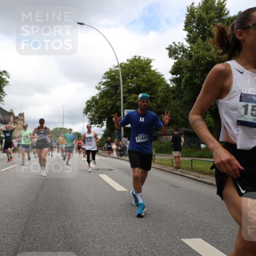 29.06.2025 - hella hamburg halbmarathon Yannick Fuchs http://msf.ph/oto/8238398 29.06.2025 10:47:13 20KM 1061, 1258, 1499, 1683, 1706, 1783, 2074, 2082, 2099, 2208, 2346, 2910, 3059, 3208, 3209, 3334, 3999, 4065, 4419, 4635, 4770, 5077, 5907, 6198, 6628, 7177, 7509, 7864, 8273, 8361, 8390, 8651, 9065, 9163, 9537, 10549, 10724, 10895, 11217, 11588, 11589, 11604, 11689, 11992, 12155, 12413, 12490, 12875, 12910, 13289, 14323, 15061, 15126, 15179, 15430, 15497, 15681, 15980, 16467, 16538, 16986, 18249, 18590, 18720, 18901, 19208, 19244 meine-sportfotos.de