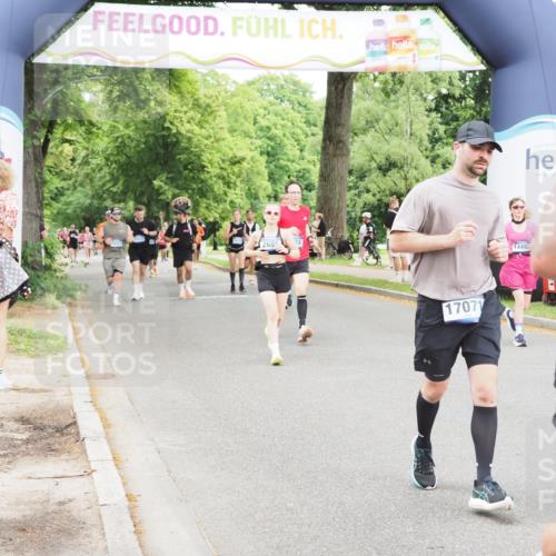 29.06.2025 - hella hamburg halbmarathon MichiJ http://msf.ph/oto/8238482 29.06.2025 10:50:14 Zwischen KM18-KM19 2424, 2685, 4328, 9306, 11180, 11208, 12315, 12316, 13958, 14493, 15908, 16367, 16478, 17071 meine-sportfotos.de