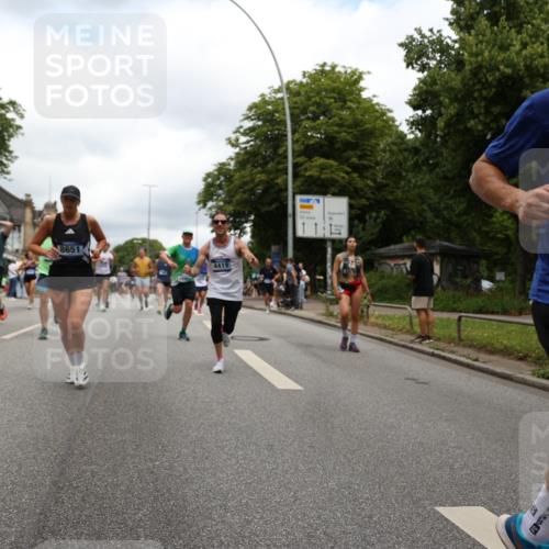 29.06.2025 - hella hamburg halbmarathon Yannick Fuchs http://msf.ph/oto/8238493 29.06.2025 10:47:14 20KM 1061, 1258, 1499, 1683, 1706, 1783, 2074, 2082, 2099, 2208, 2346, 2910, 3059, 3208, 3209, 3334, 3999, 4065, 4419, 4635, 4770, 5077, 5907, 6198, 6628, 7177, 7509, 7864, 8273, 8361, 8390, 8651, 9065, 9142, 9163, 9537, 10549, 10724, 10895, 11217, 11588, 11589, 11604, 11689, 11992, 12155, 12413, 12490, 12875, 12910, 13289, 14323, 15061, 15126, 15179, 15430, 15497, 15681, 15980, 16467, 16538, 16986, 18249, 18590, 18720, 18901, 19208, 19244 meine-sportfotos.de
