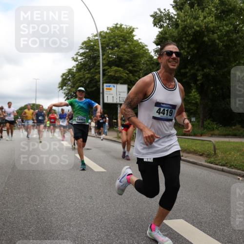 29.06.2025 - hella hamburg halbmarathon Yannick Fuchs http://msf.ph/oto/8238660 29.06.2025 10:47:15 20KM 1061, 1258, 1499, 1706, 1783, 2074, 2082, 2099, 2208, 2346, 2910, 3059, 3208, 3209, 3334, 3999, 4065, 4419, 4635, 4770, 5077, 5907, 6198, 6628, 6877, 7177, 7509, 7864, 8273, 8361, 8390, 8651, 9065, 9142, 9163, 9537, 10549, 10724, 10895, 11217, 11588, 11589, 11604, 11689, 11992, 12155, 12413, 12490, 12875, 12910, 13289, 14323, 15061, 15126, 15179, 15430, 15497, 15681, 15980, 16467, 16538, 16986, 18134, 18249, 18590, 18720, 18901, 19208, 19244 meine-sportfotos.de