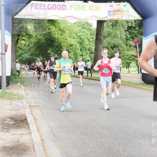 29.06.2025 - hella hamburg halbmarathon MichiJ http://msf.ph/oto/8238666 29.06.2025 10:27:26 Zwischen KM18-KM19 2849, 3431, 7981, 9403, 11049, 11055, 11281, 11379, 13514, 14905, 15372, 15561, 17623, 18723, 18761, 19004, 19151 meine-sportfotos.de