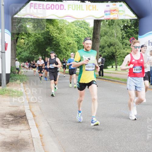 29.06.2025 - hella hamburg halbmarathon MichiJ http://msf.ph/oto/8238843 29.06.2025 10:27:27 Zwischen KM18-KM19 3431, 3783, 7981, 9403, 11049, 11281, 11379, 13514, 14905, 15372, 15561, 17623, 18723, 18761, 19004, 19151 meine-sportfotos.de
