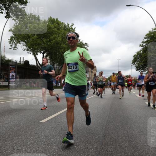 29.06.2025 - hella hamburg halbmarathon Yannick Fuchs http://msf.ph/oto/8238937 29.06.2025 10:47:16 20KM 1061, 1258, 1499, 1706, 1783, 2074, 2082, 2099, 2208, 2346, 2910, 3059, 3208, 3209, 3334, 3999, 4065, 4419, 4635, 4770, 5077, 5907, 6198, 6628, 6877, 7177, 7509, 7864, 8273, 8361, 8390, 8651, 9065, 9142, 9163, 9537, 10549, 10724, 10895, 11217, 11588, 11589, 11604, 11689, 11992, 12155, 12413, 12490, 12875, 12910, 13289, 13997, 14323, 15061, 15126, 15179, 15430, 15497, 15681, 16467, 16538, 16986, 18134, 18249, 18590, 18720, 18901, 19208, 19244 meine-sportfotos.de
