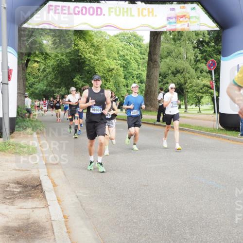 29.06.2025 - hella hamburg halbmarathon MichiJ http://msf.ph/oto/8238952 29.06.2025 10:27:28 Zwischen KM18-KM19 2980, 3431, 3783, 7981, 9403, 11049, 11281, 13514, 14905, 15372, 15561, 17623, 18723, 18761, 19004, 19151 meine-sportfotos.de