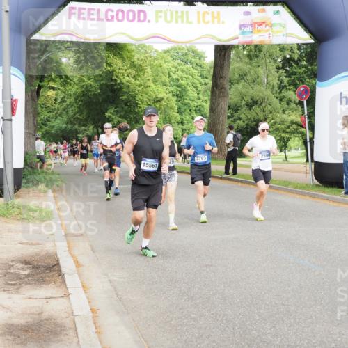 29.06.2025 - hella hamburg halbmarathon MichiJ http://msf.ph/oto/8238988 29.06.2025 10:27:28 Zwischen KM18-KM19 2980, 3431, 3783, 7981, 9403, 11049, 11281, 13514, 14905, 15372, 15561, 17623, 18723, 18761, 19004, 19151 meine-sportfotos.de